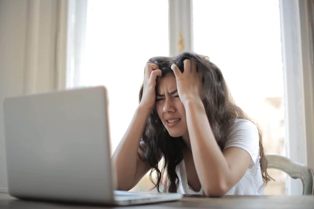 5 Most Common Types of Human Error at Workplace