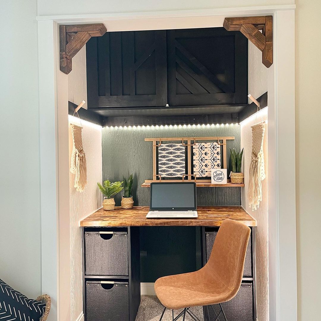 Closet Turned Office: 20+ Ingenious Ideas to Transform Your Storage ...