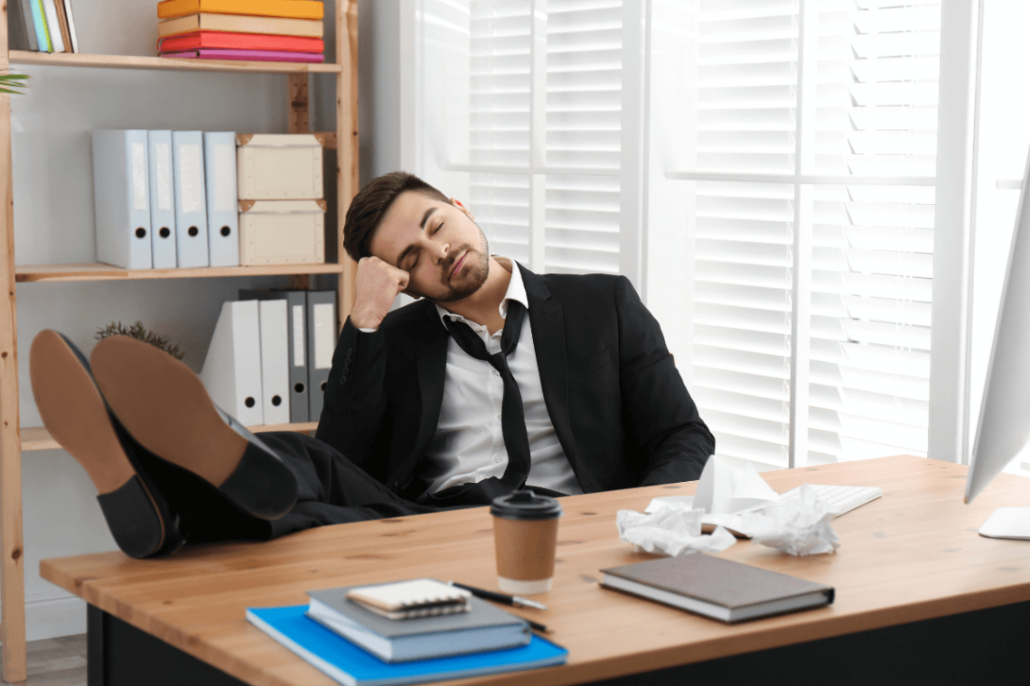 7 NonObvious Warning Signs of Burnout At Work Everyone Ignores