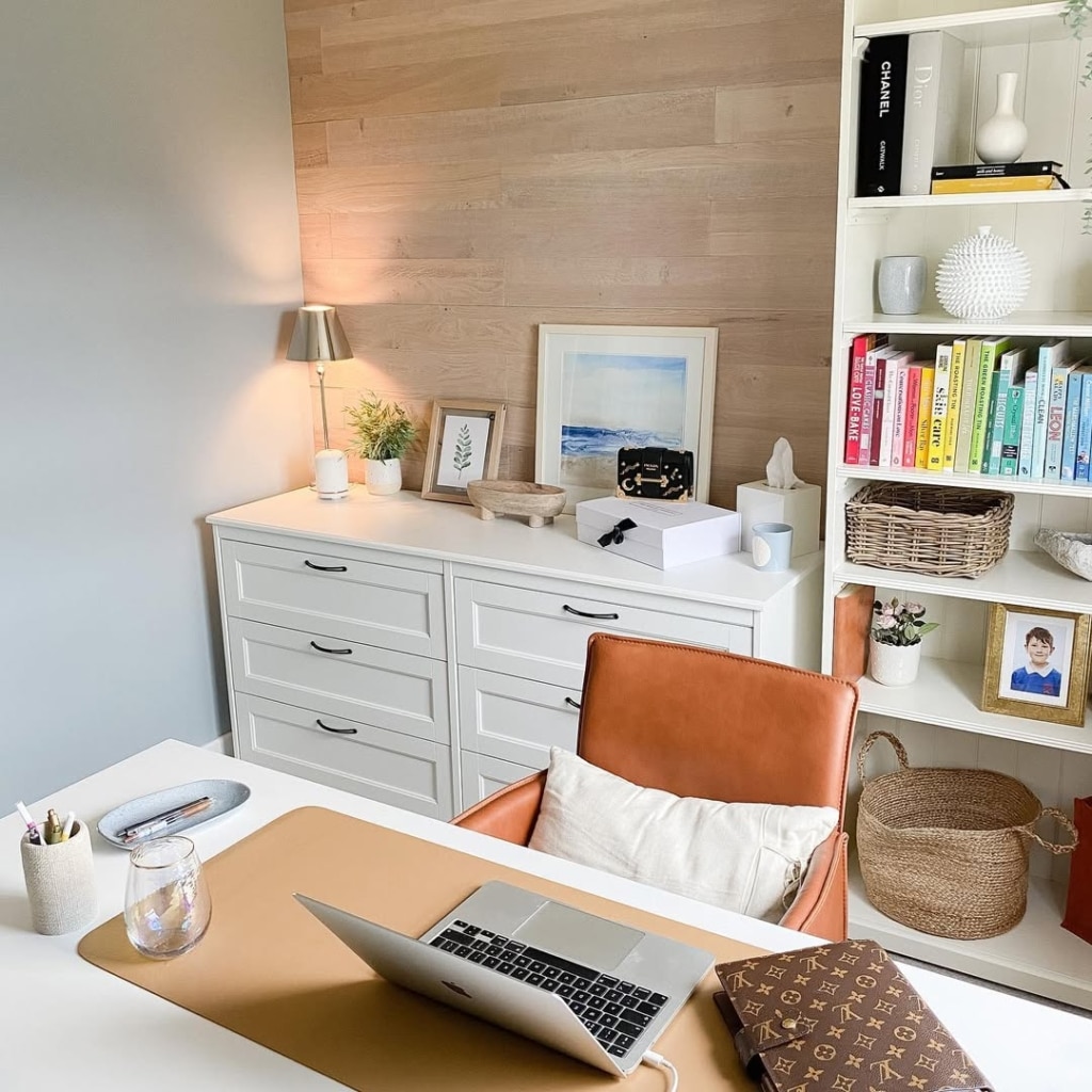 17 Brilliant Ikea Home Office Ideas You’ll Want to Copy Today 13 snapinsta ai 2901945788662682500