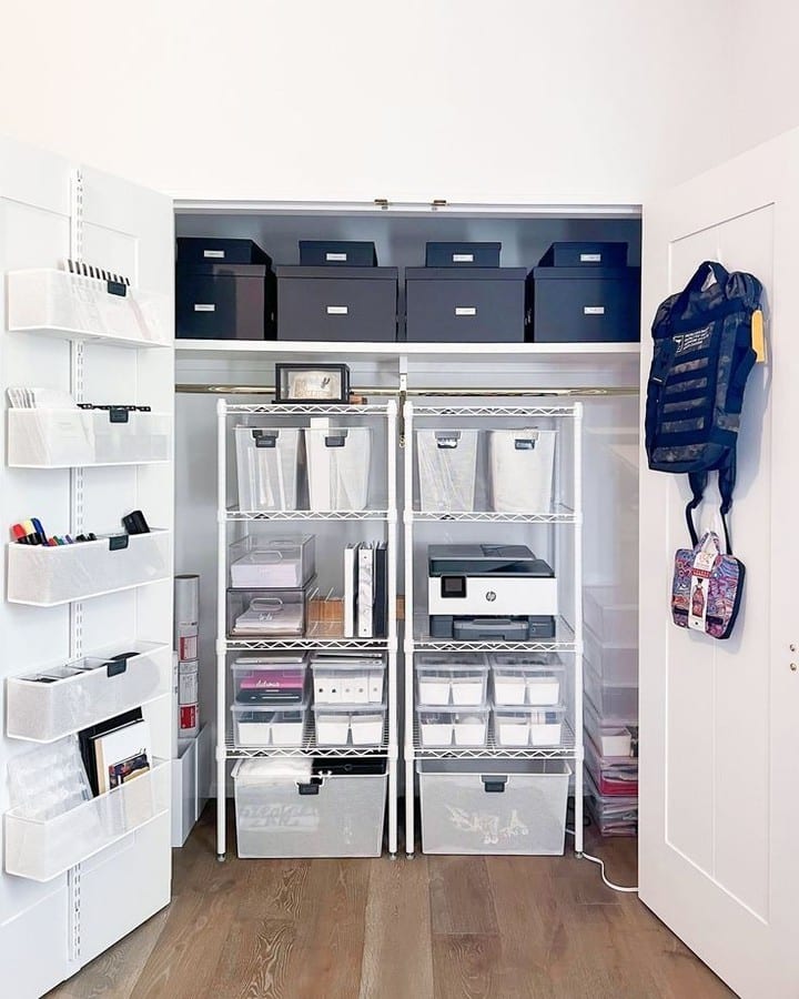21 Smart Vertical Office Organization Ideas to Instantly Create More Space 17 snapinsta ai 3295431132664002258