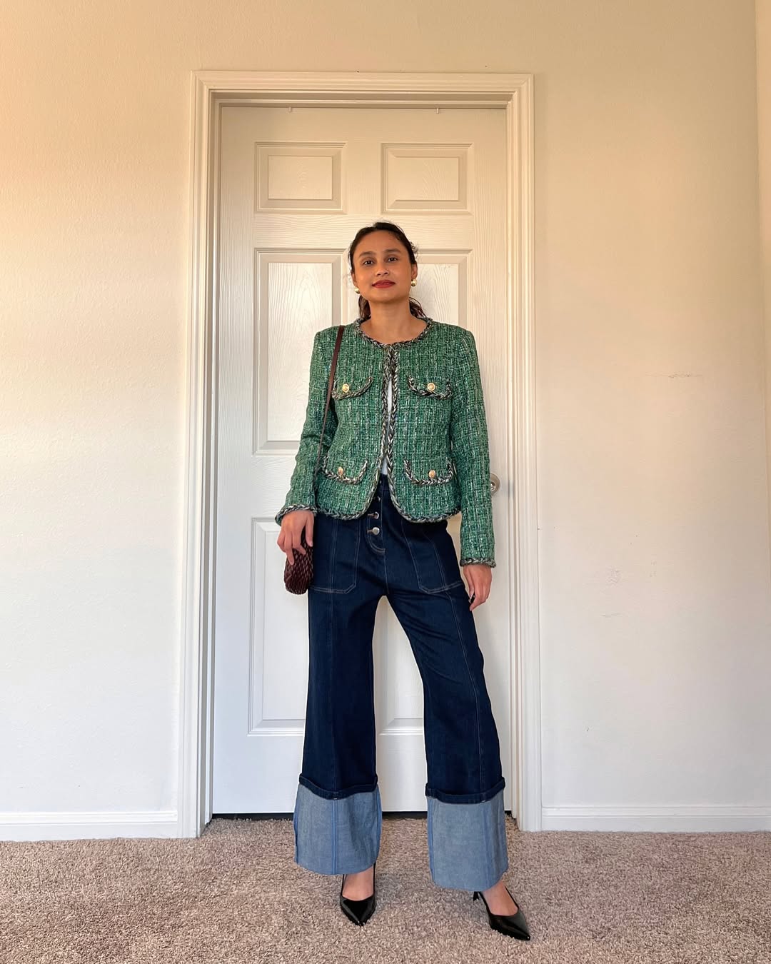 Color Combination Lady 17 Unexpected Outfit Color Combination for Women (Stylish & Modern)