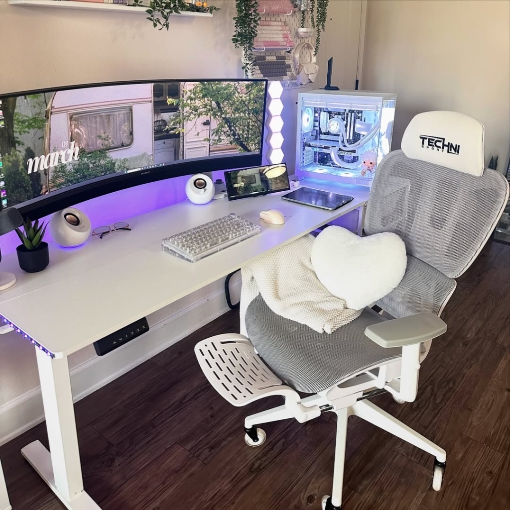 23 Warm Cozy Home Office Ideas That Inspire Productivity 16 snapinsta ai 3657147386218169365