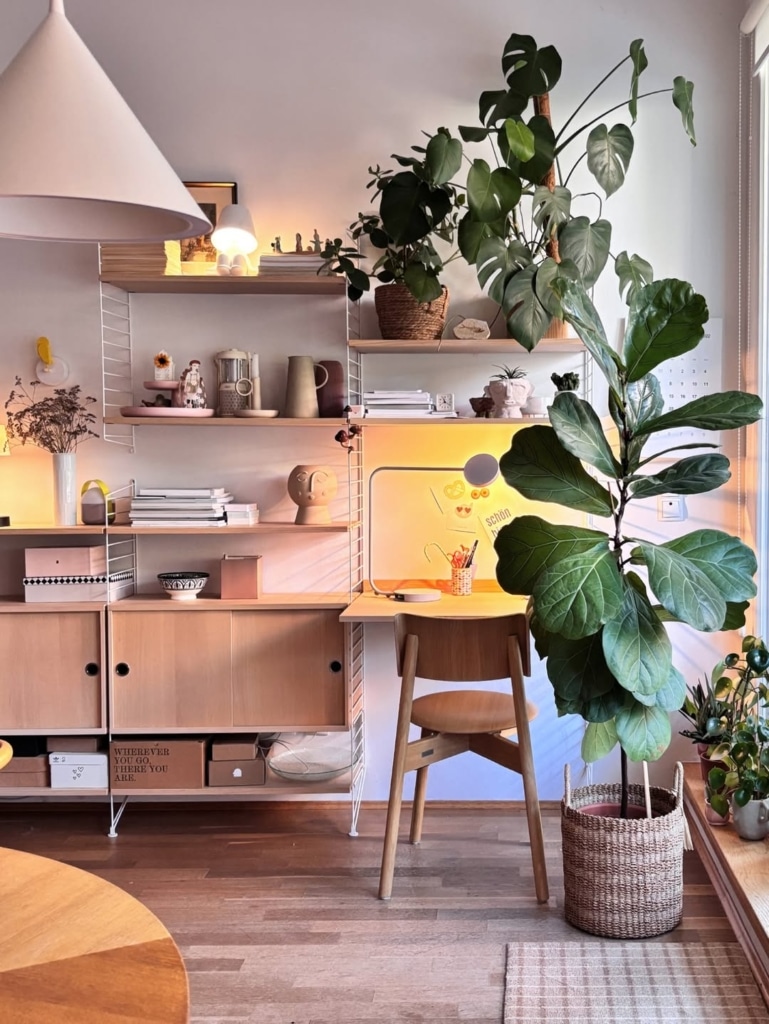 21 Smart Vertical Office Organization Ideas to Instantly Create More Space 21 snapinsta ai 3743978690393467743