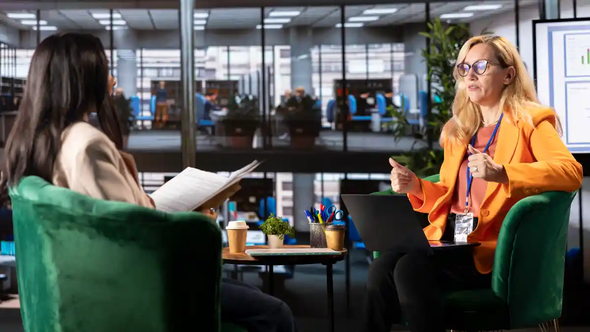 16 Creative office photoshoot ideas for Professional Personal Branding 9 Active Consultation Scene