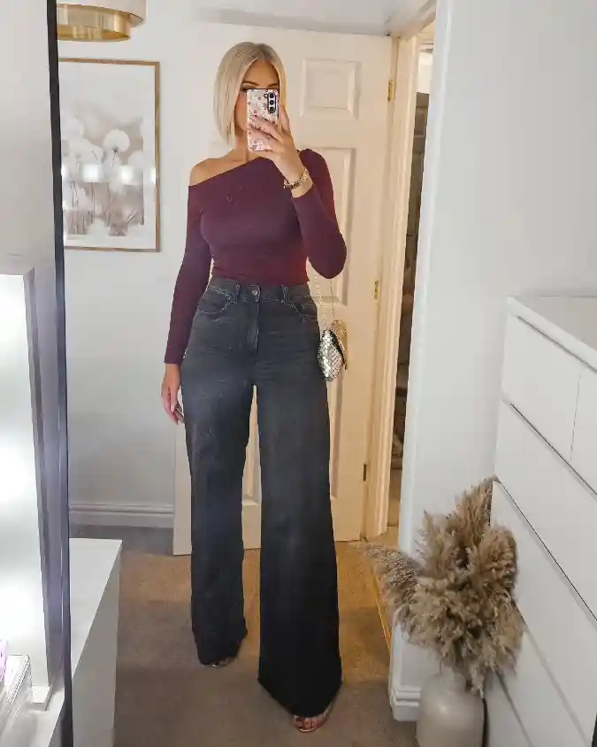 19 Chic outfits for work with jeans That Look Professional 12 Elevated Wide-Leg Denim Ensemble