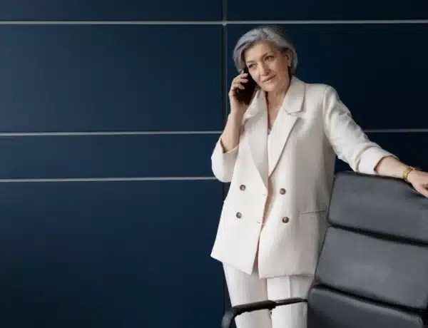 18 Elegant Office Outfit Ideas for Over 40 That Feel Awesome