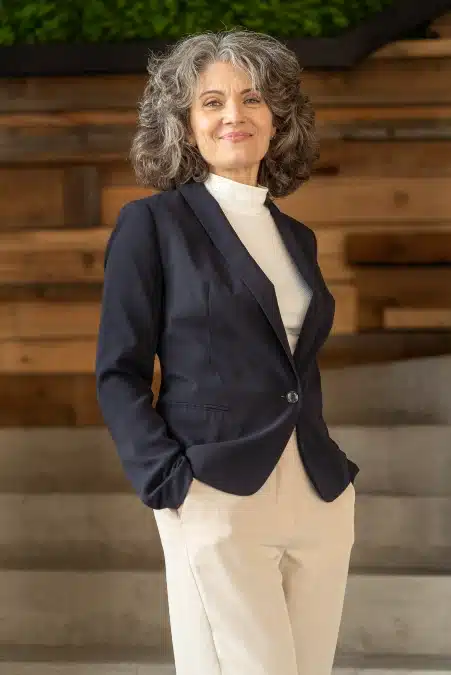 18 Elegant Office Outfit Ideas for Over 40 That Feel Awesome 1 image 144