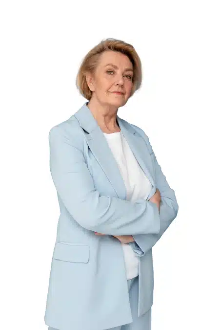 18 Elegant Office Outfit Ideas for Over 40 That Feel Awesome 5 image 148