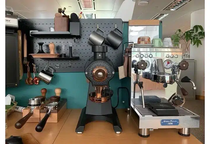 17 Office Coffee Bar Ideas Employees Will Actually Use (and Love) 12 image 173