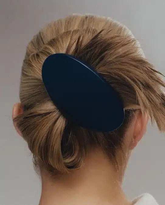 17 Quick Office-Ready Hairstyles For Thin Hair That Last All Day 8 image 250