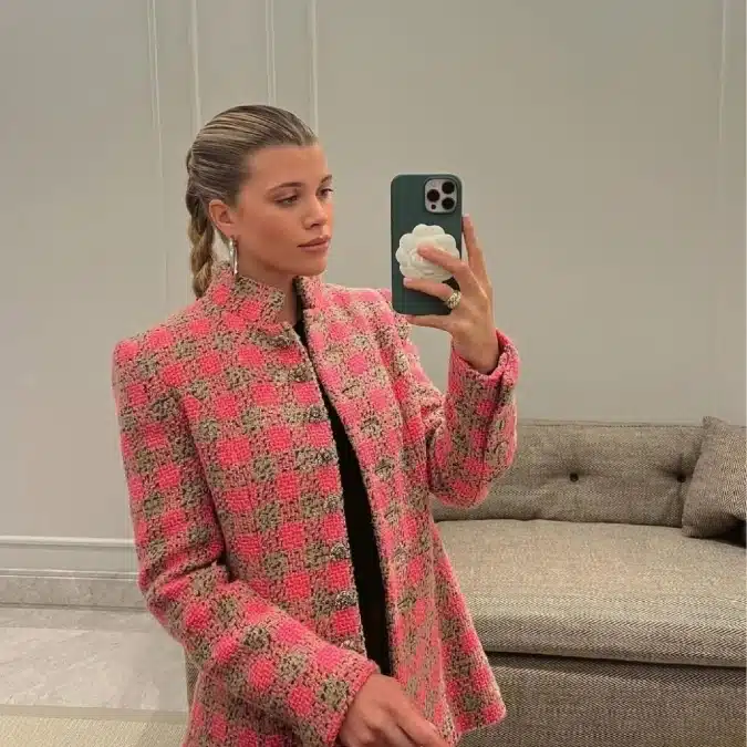 17 Quick Office-Ready Hairstyles For Thin Hair That Last All Day 13 image 254