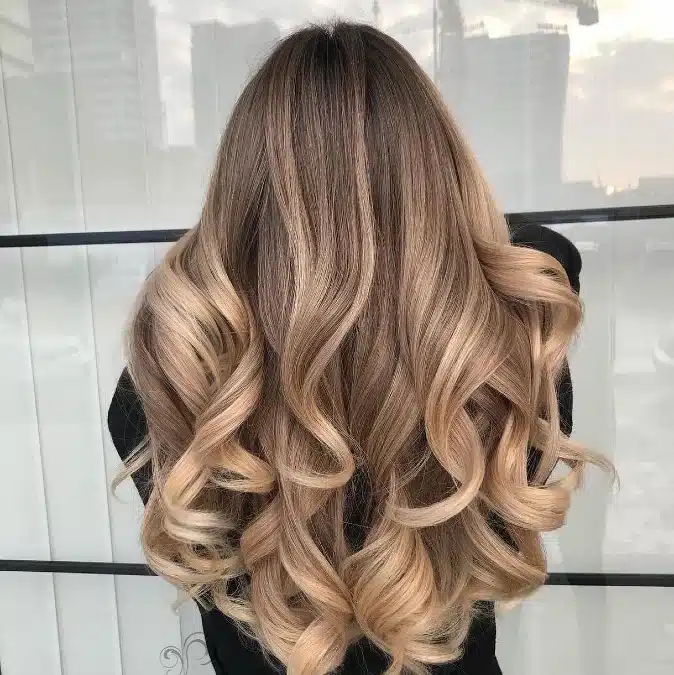 16 Cozy & Cute Winter hairstyles for work (Hat-Friendly!) 4 image 277