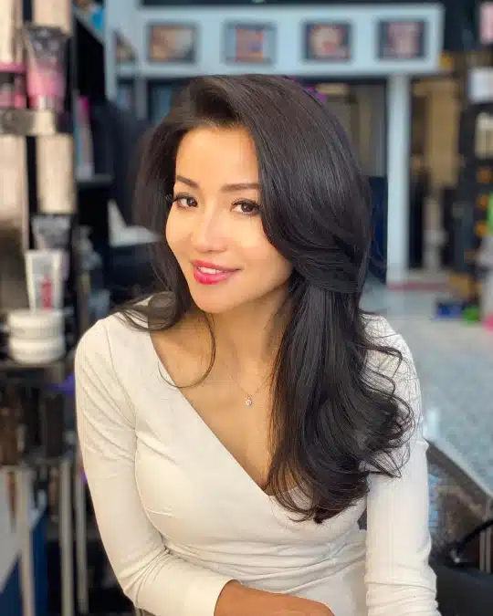 15 Classic Interview Hairstyles That Never Go Out of Style 1 image 308