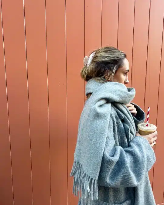 15 Classic Interview Hairstyles That Never Go Out of Style 11 image 318