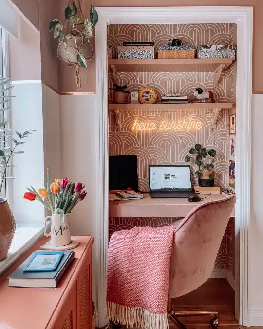 15 Aesthetic pink home office ideas for a Productive Workspace 8 image 330