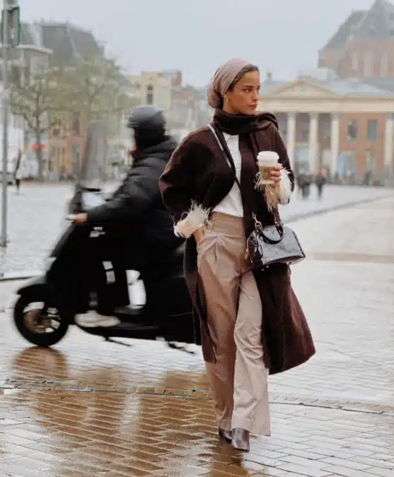 16 Practical Rainy day work outfit Ideas That Still Look Chic 8 image 427