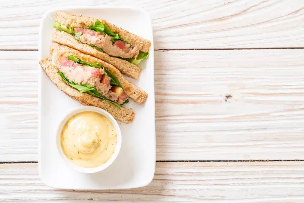 15 Office Snacks Under 200 Calories That Keep You Full Between Meetings 15 image 45