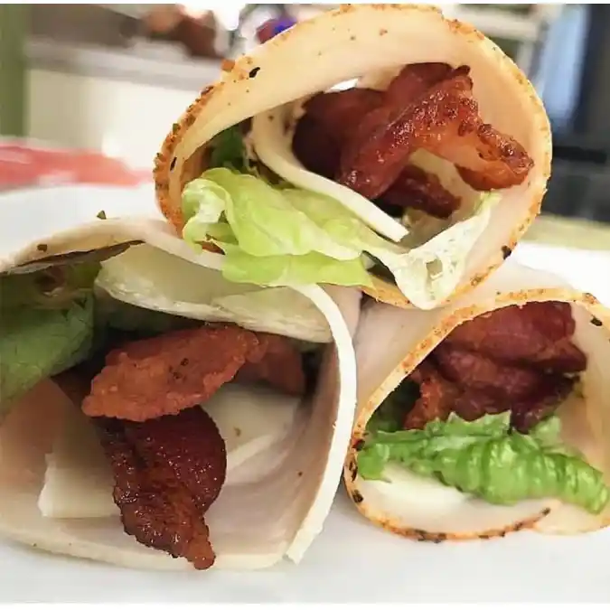 16 Healthy Low-Carb Bento Box Ideas for a Stress-Free Lunch 15 Turkey Bacon Roll-Ups