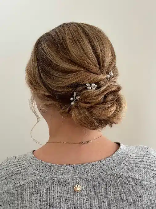 17 easy bun hairstyles for work That Look Professional And Sleek 8 image 55