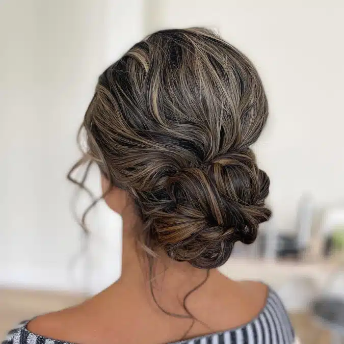 17 easy bun hairstyles for work That Look Professional And Sleek 9 image 56