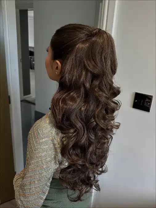 16 Chic 5 minute hairstyles for work For Busy Mornings 4 image 68