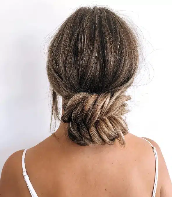 16 Chic 5 minute hairstyles for work For Busy Mornings 8 image 71