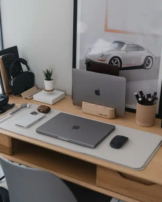 16 Must-Have Essentials For Remote Work Life 9 image 8