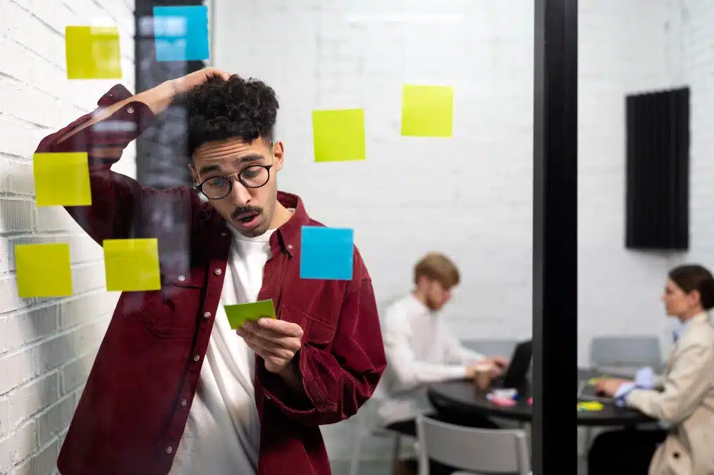 16 Silent Toxic Work Environment Signs You Shouldn't Ignore 4 image1