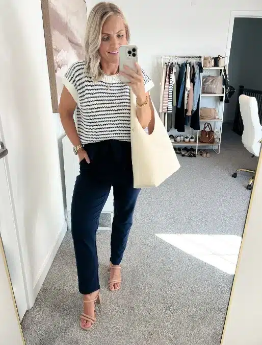 17 Cute And Comfy Teacher Outfit Ideas For The Classroom 16 image 31