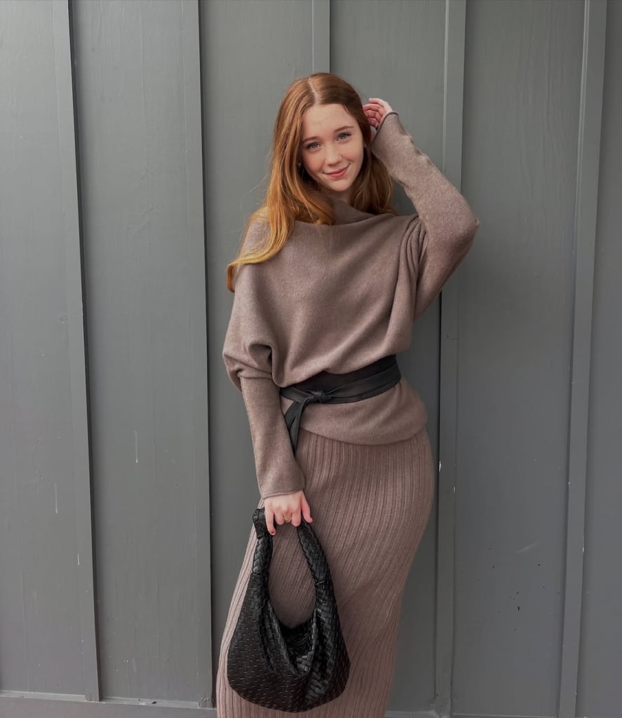 Business dinner work outfit