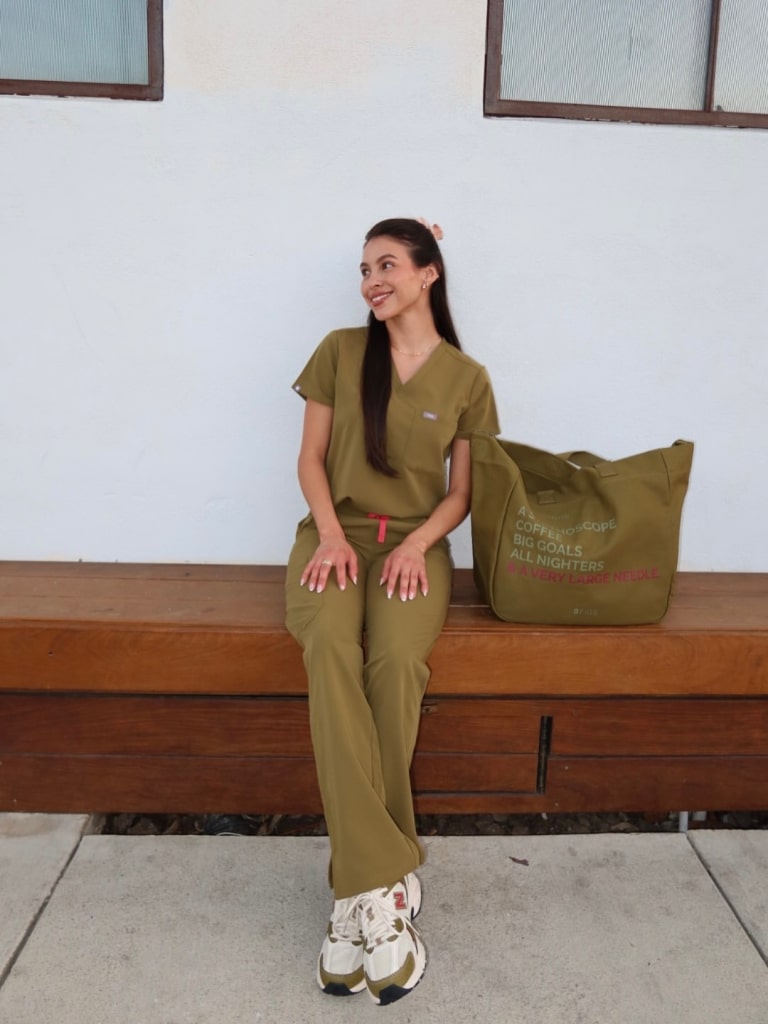 Doctor Outfit Ideas For Women